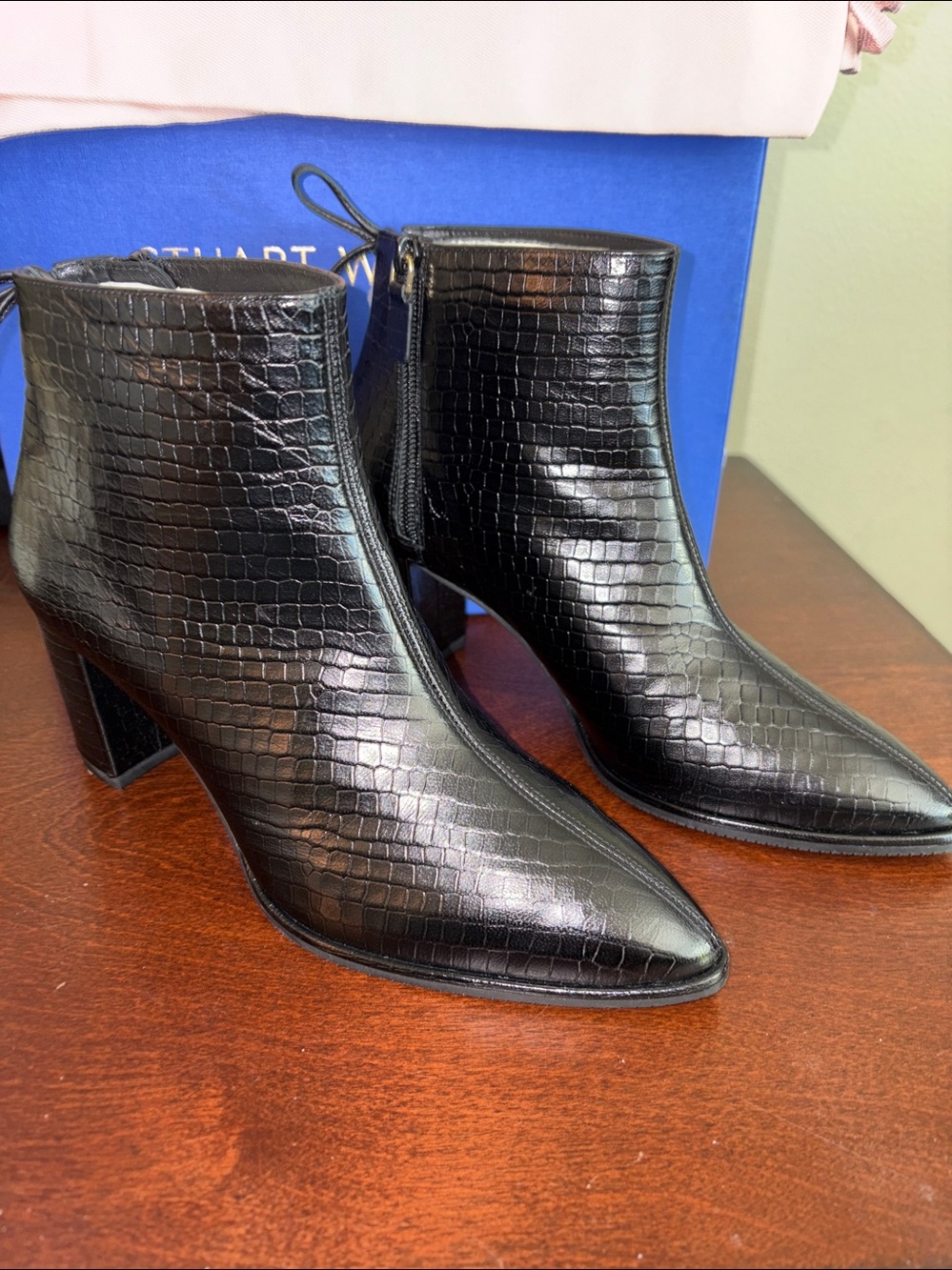 Stuart Weitzman Black Croc-Embossed Leather Gardiner Dress Booties -Size 7.5 NIB - Picture 4 of 16